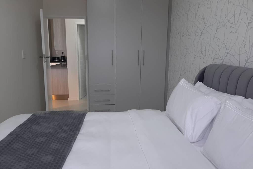Mikeys Place On New: 2Bed2Bath No.1 With Free Wifinetflix 미드랜드 외부 사진
